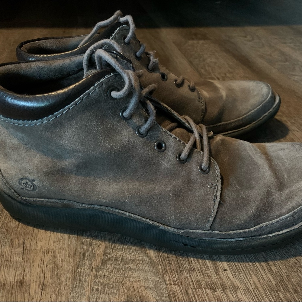 Born Men's Gray Suede Leather Nigel Chukka Shoes